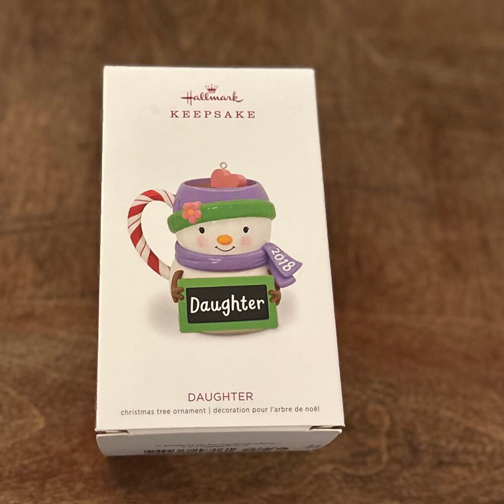 Hallmark Keepsake Ornament 2018 “Daughter” – New in Box • Christmas Gift